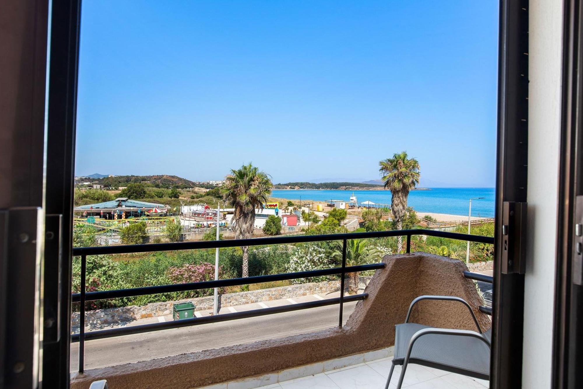 Sun Beach Apartments In Chania 09 11 Экстерьер фото