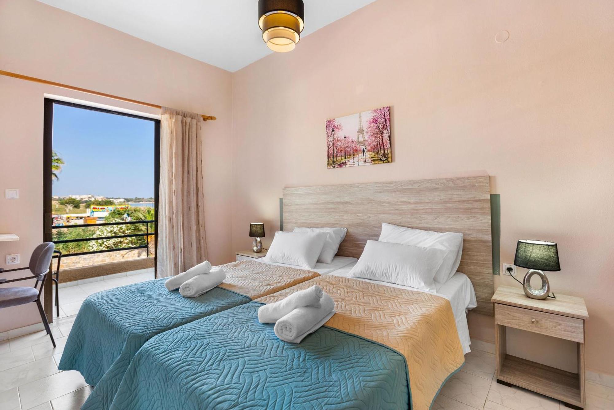 Sun Beach Apartments In Chania 09 11 Экстерьер фото